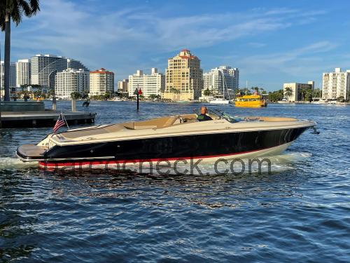 Chris Craft Launch 32 avaliação e ficha técnica